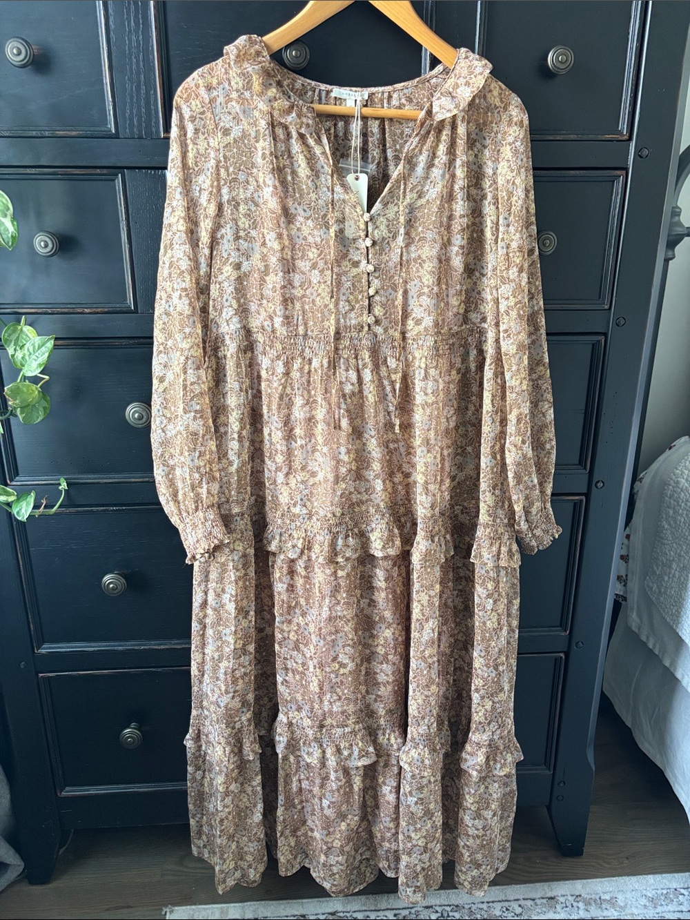NWT Noralee ‘Mirabelle’ Dress size M, Autumn Rose Color, Maxi Length